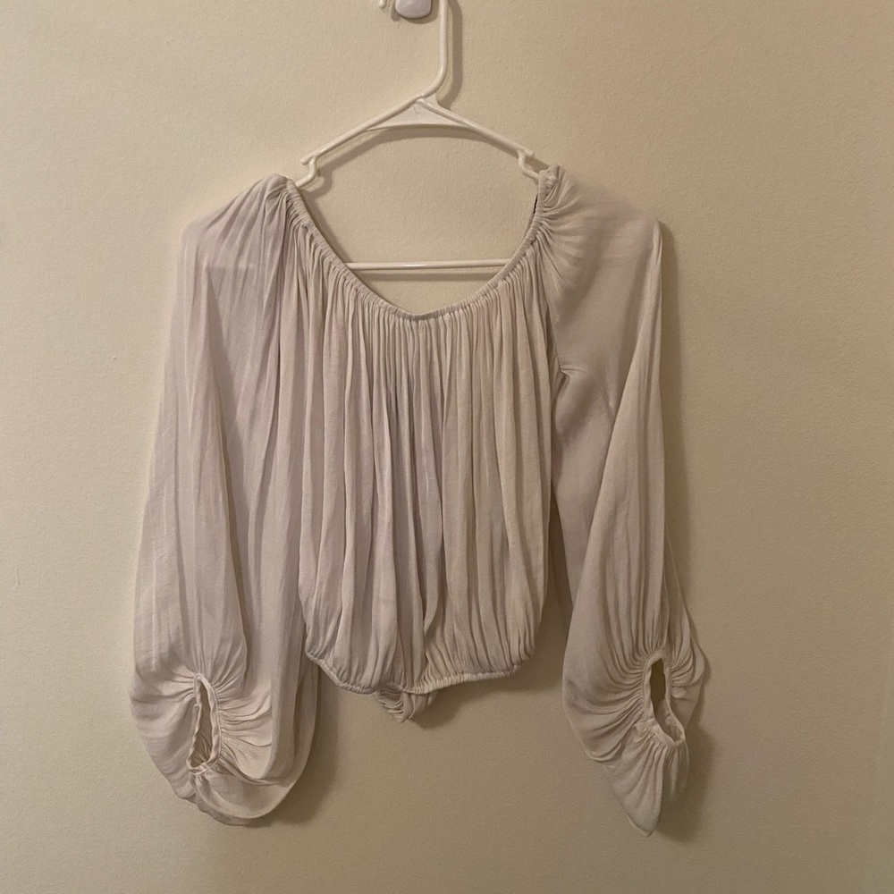 Forever 21 white balloon shirt size small